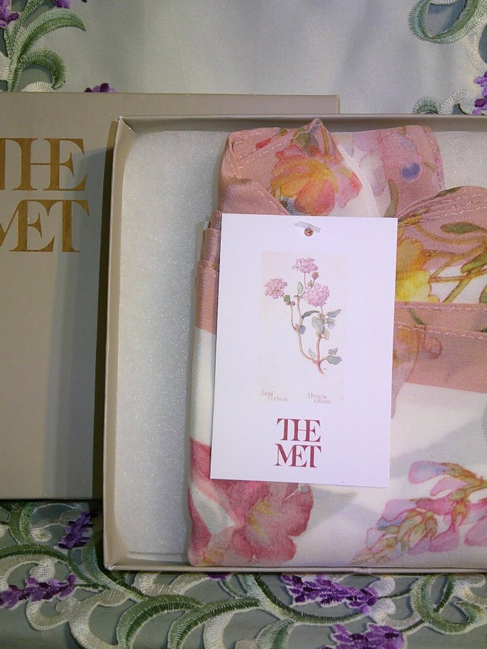 NWT Silk Scarf The MET Margaret Neilson Armstrong American Botanicals Floral NIB